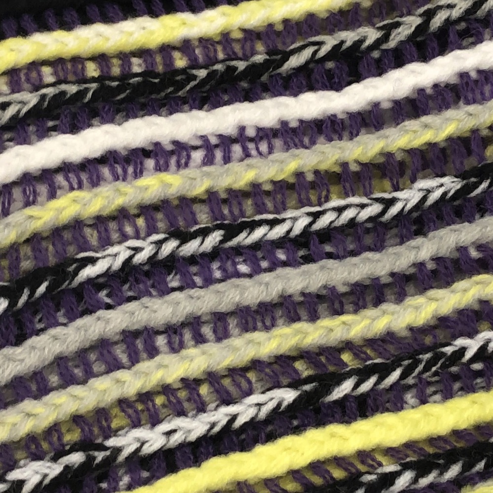 BCBGeneration loop scarf - Picture 5 of 6
